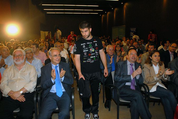 Fin de temporada del Centro Titn III-8